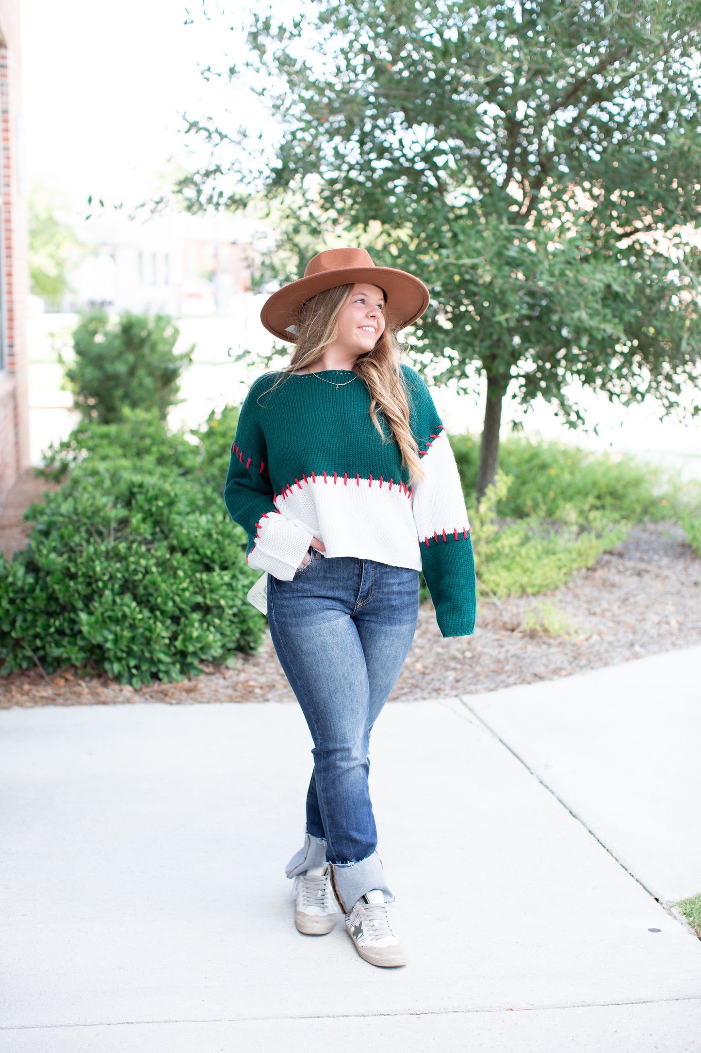Hand Stitched Detail Color Block Cropped Sweater-H. Green