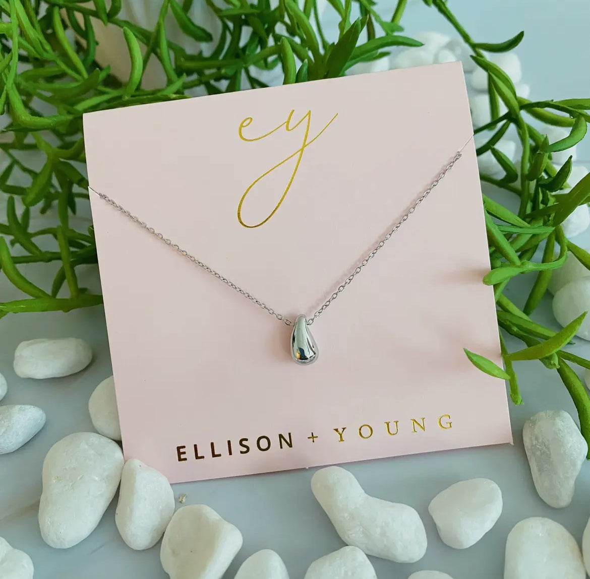 Mini Teardrop Pendant Necklace-Silver
