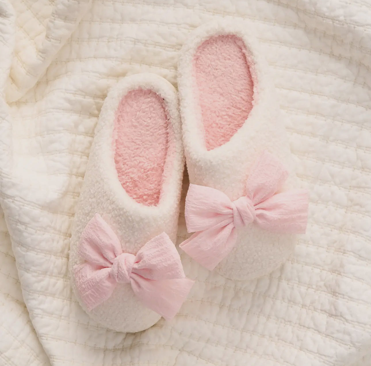 Fuzzy Slippers - Betty Bow Blush