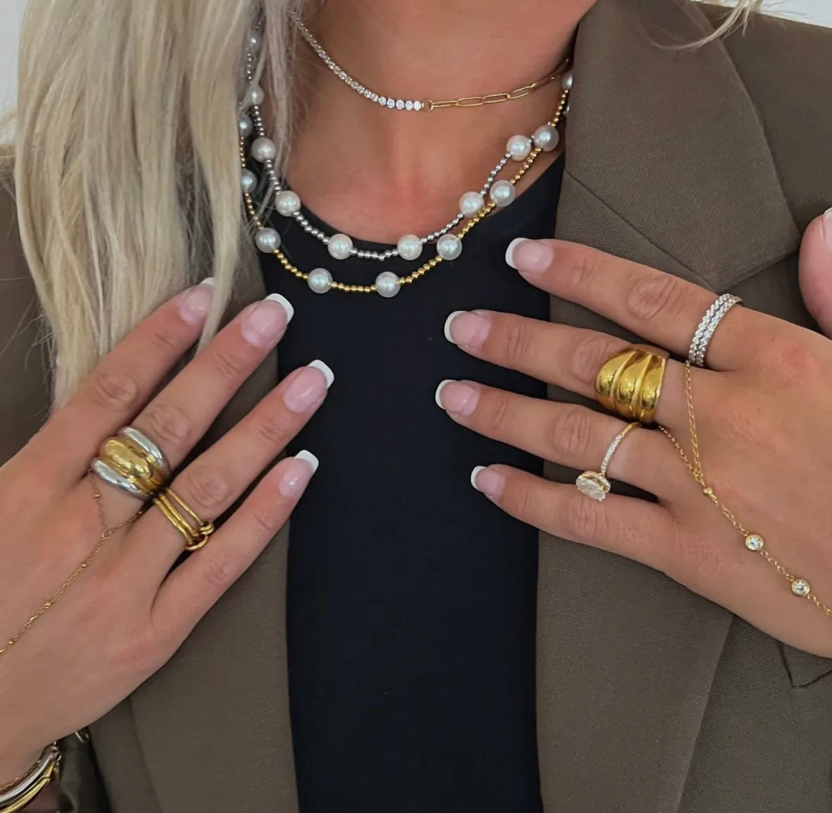 Pearl Beaded Necklace