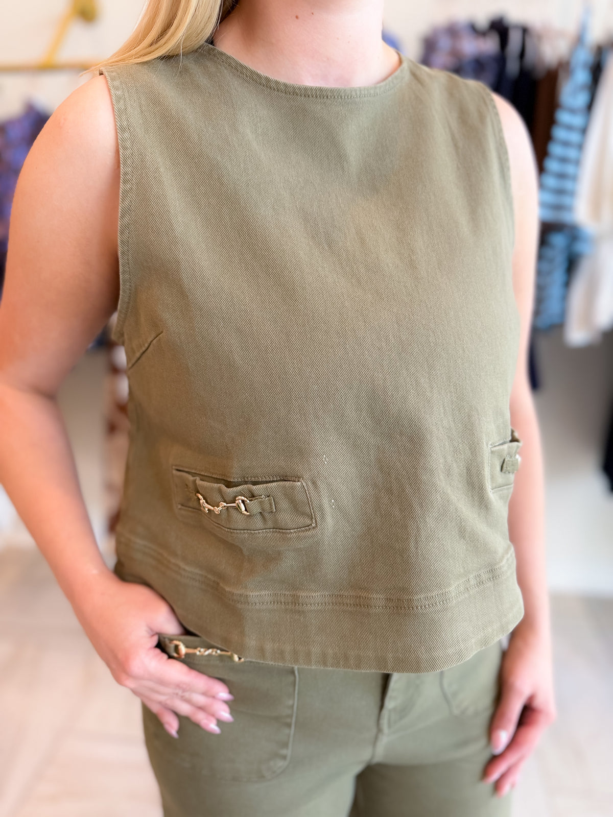 Olive Sleeveless Top And Pants Set
