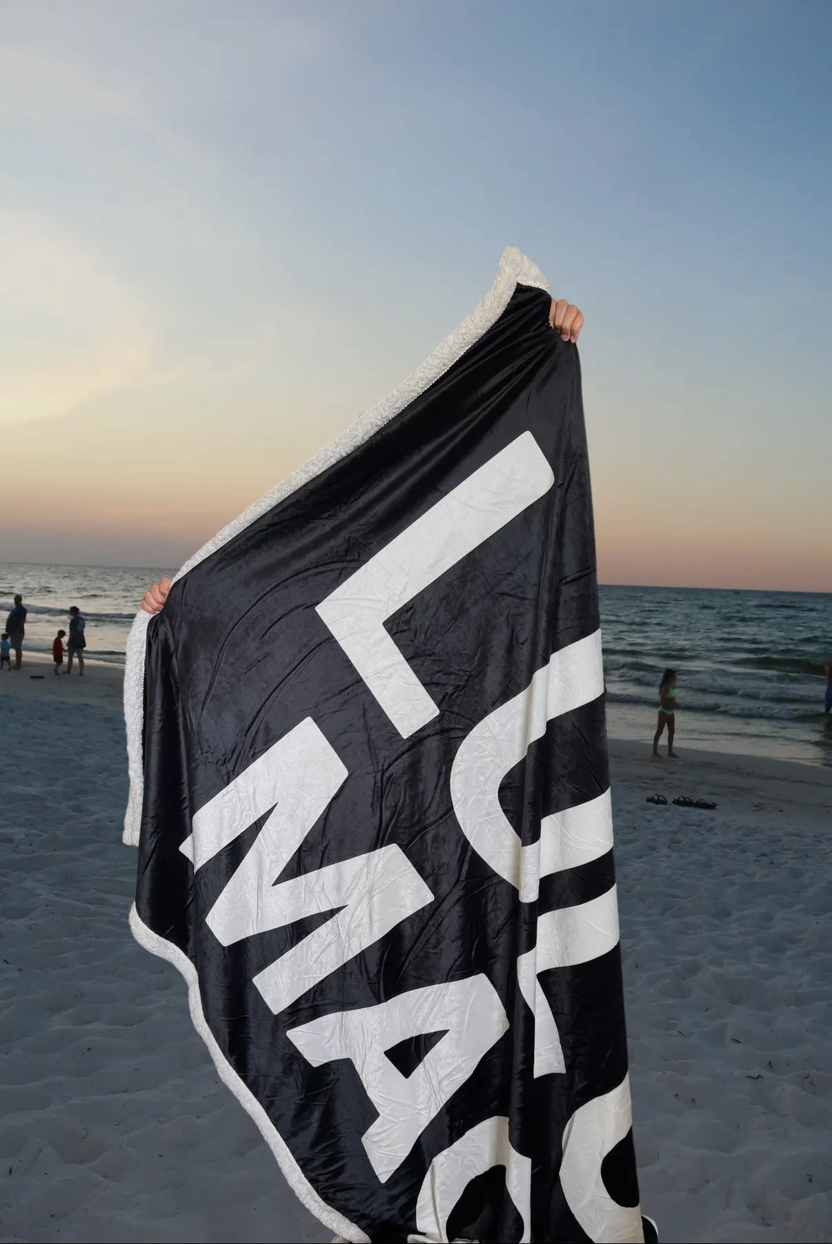 Lulu Mac Black Blanket