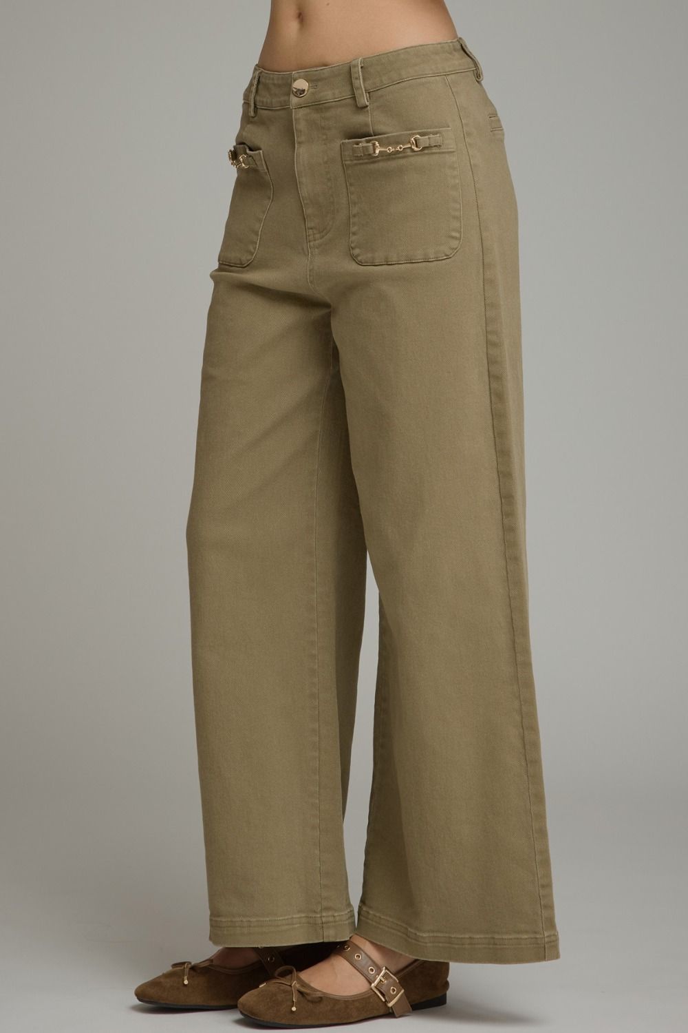 Olive Sleeveless Top And Pants Set