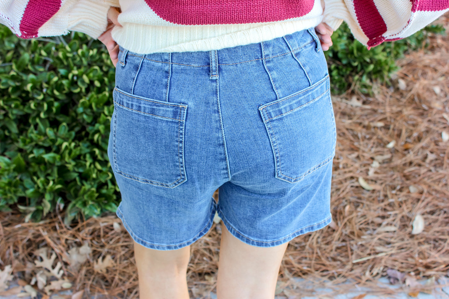 Front Pocket Patch Short-Denim