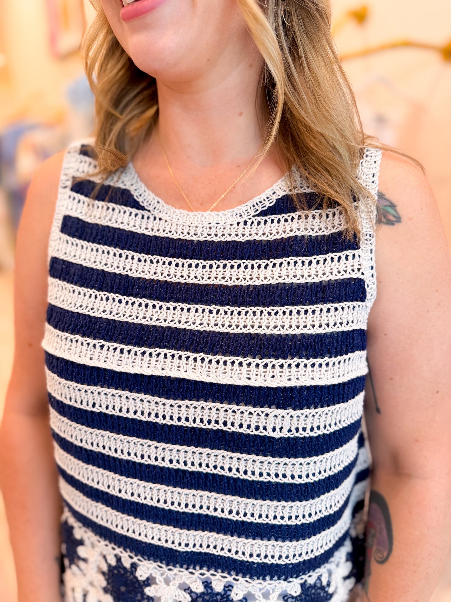 Contrast Sleeveless Crochet Sleeveless Top - Navy