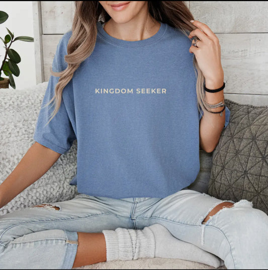 Kingdom Seeker Graphic Tee