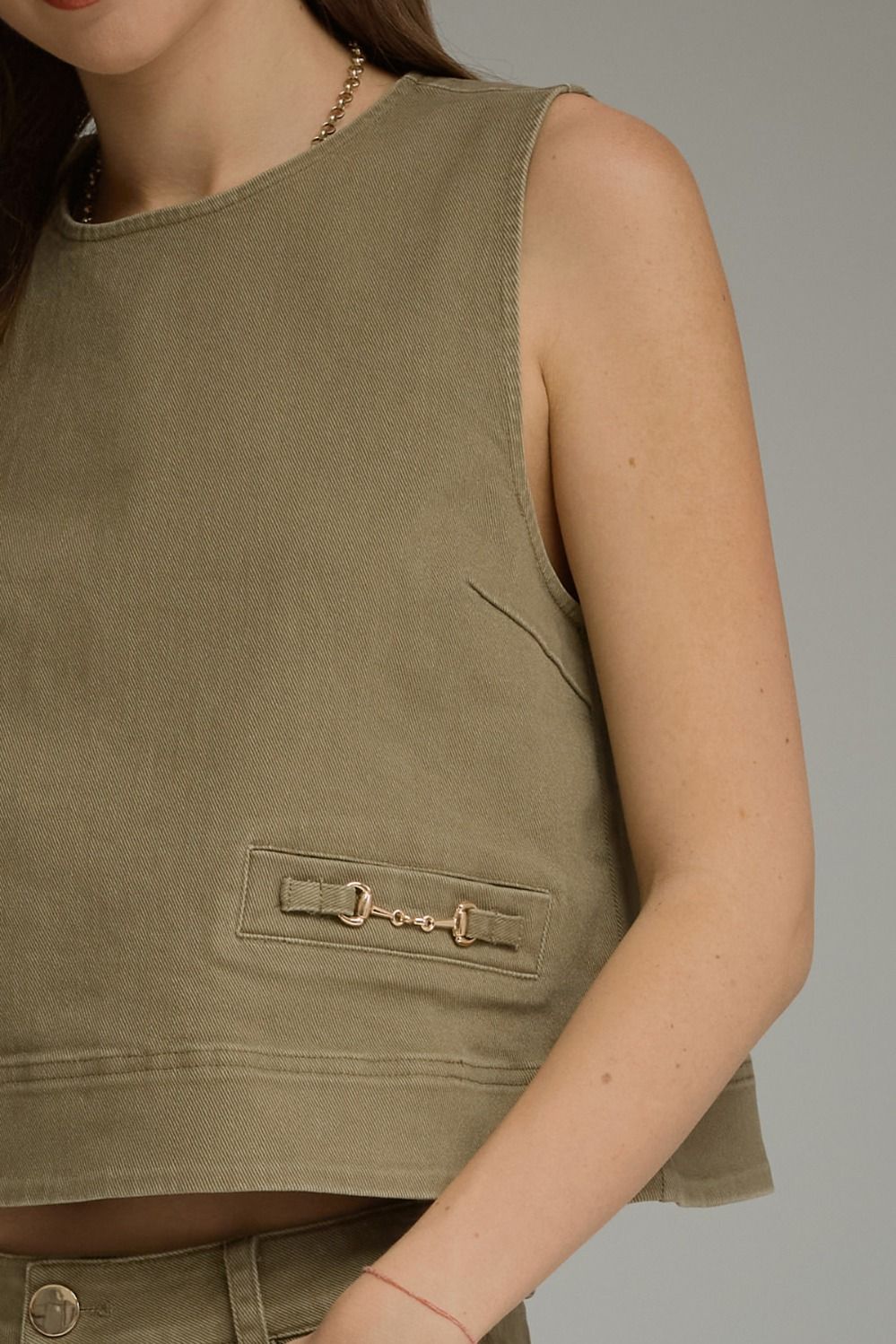 Olive Sleeveless Top And Pants Set