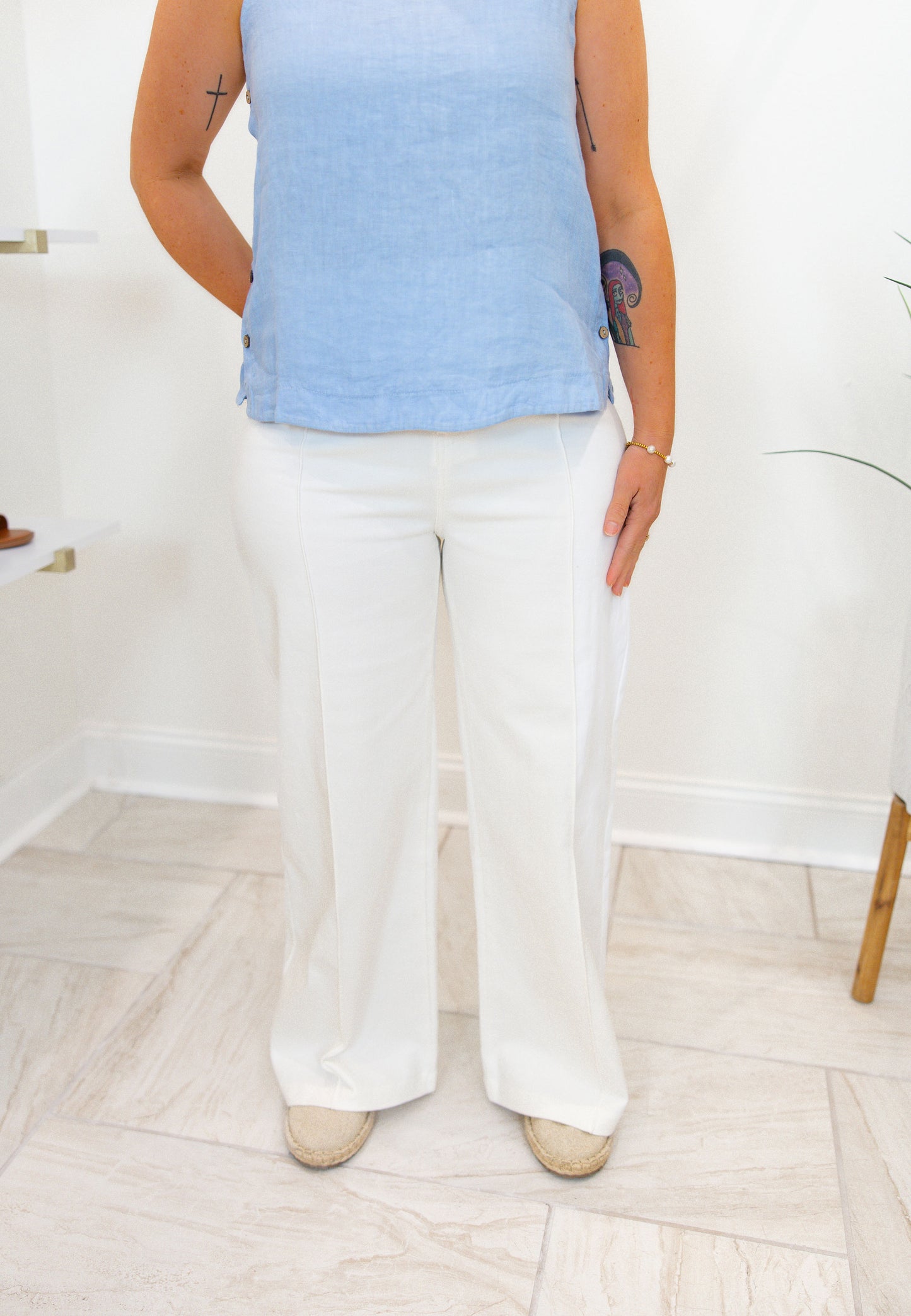 Solid High Rise Wide Leg Pant - White