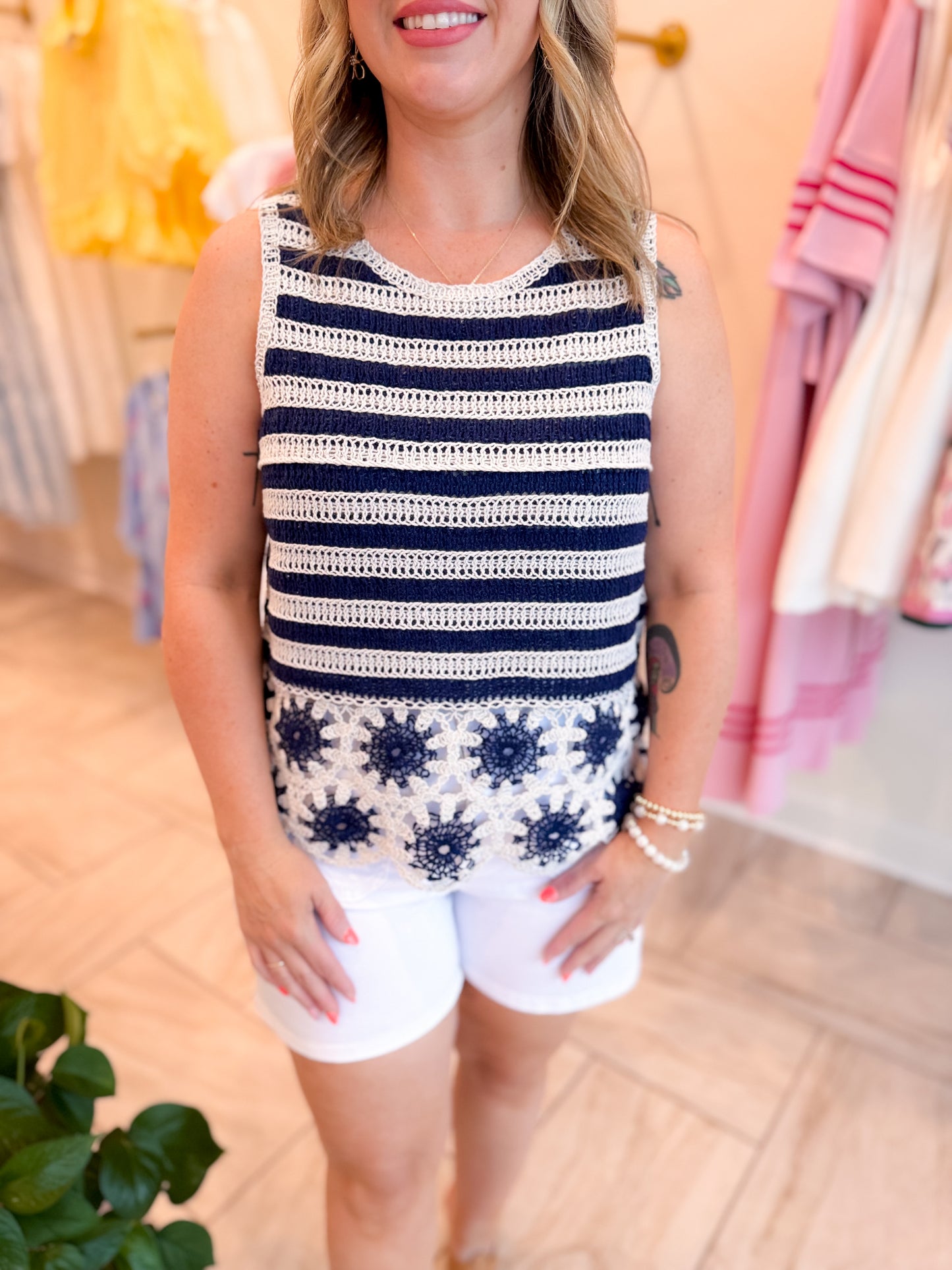 Contrast Sleeveless Crochet Sleeveless Top - Navy