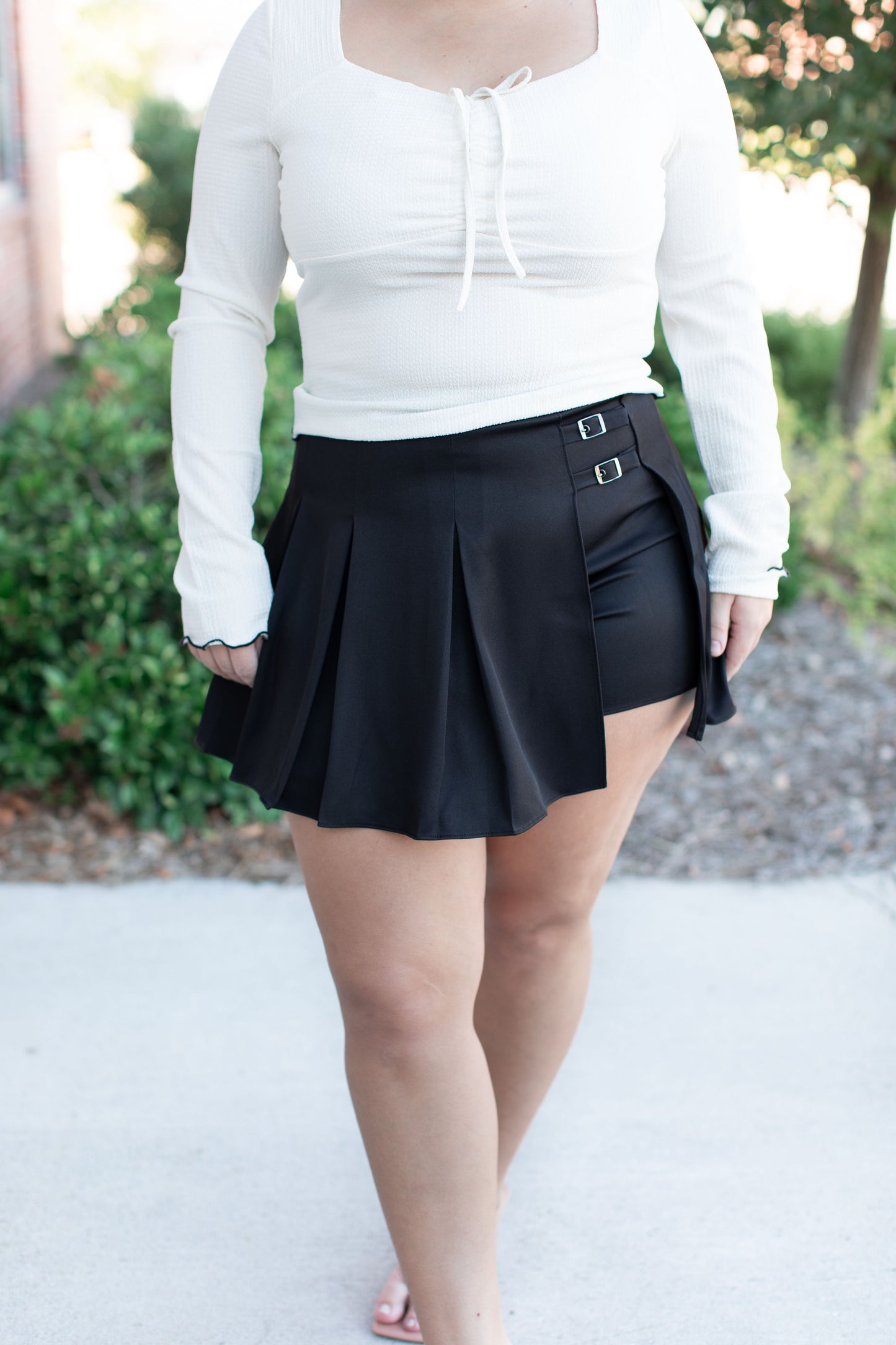 Belted Buckle Micro Mini Skort-Black
